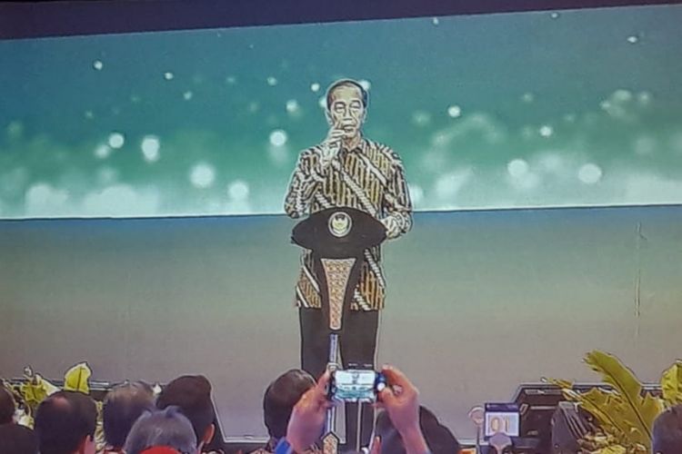 Presiden Joko Widodo saat memberikan sambutan pada acara Pertemuan Tahunan Bank Indonesia di Jakarta Convention Centre (JCC) Senayan, Jakarta, Selasa (27/11/2018)