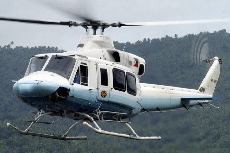 Helikopter Bell 412 milik Angkatan Udara Filipina yang juga digunakan sebagai helikopter kepresidenan.