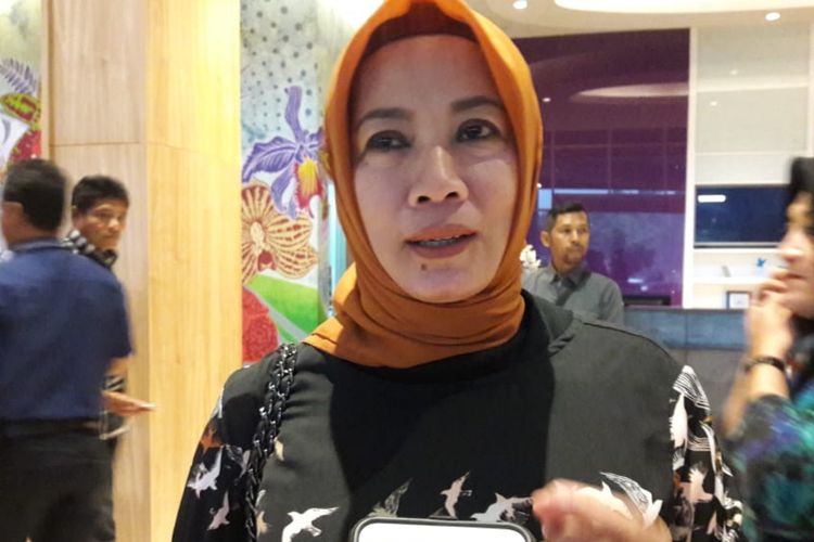 Elly Rachmat Yasin saat menyambangi rapat terbuka rekapitulasi perhitungan suara tingkat Kabupaten Bogor di Hotel Olimpic, Cibinong, Kabupaten Bogor, Jumat (3/5/2019) petang.