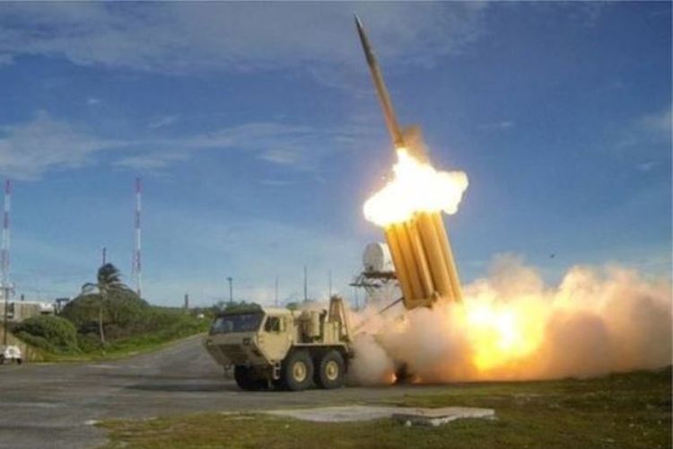 Sistem pertahanan rudal THAAD.