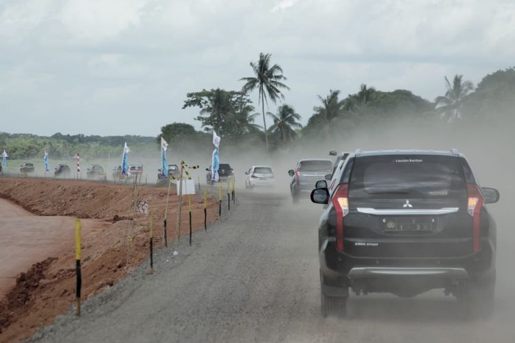 Kondisi jalan tol Lampung-Palembang yang akan dilintasi oleh pemudik dibuka secara fungsional.