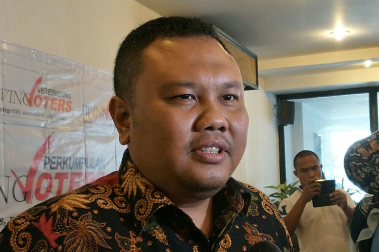 Konsultan politik dari Lembaga Survei Kedai Kopi Hendri  Setrio di Jakarta, Minggu (21/10/2018)