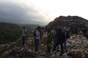 Tertimbun Longsoran Sampah, Seorang Pemulung di Malang Hilang