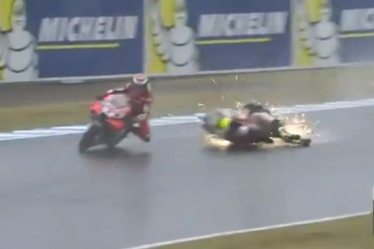 Kecelakaan Lorenzo dan Cal di Latihan Pertama GP Jepang