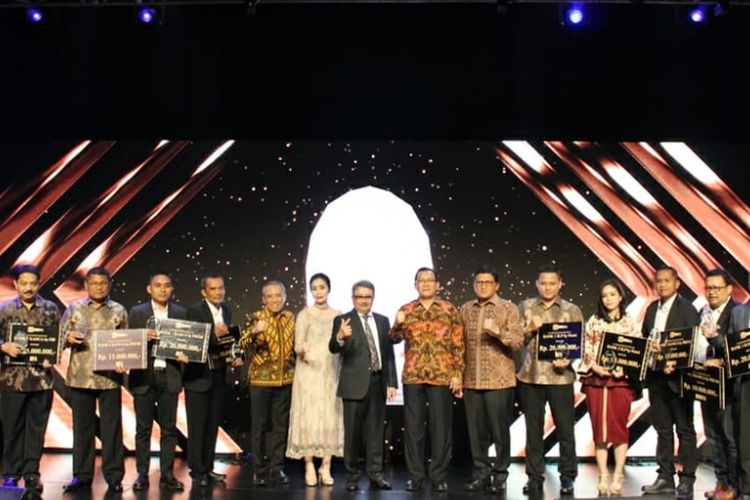 Acara BRI Life Awarding Night di Jakarta.