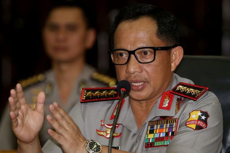 Kepala Polri Jenderal Tito Karnavian menyatakan penetapan gelar perkara kasus Gubernur nonaktif DKI Jakarta Basuki Tjahaja Purnama alias Ahok di ruang rapat utama Mabes Polri, Jakarta, Rabu (16/11/2016). Polri menetapkan Basuki Tjahaja Purnama sebagai tersangka dalam kasus penistaan agama murni berdasarkan fakta hukum yang ditemui tim penyelidik. 