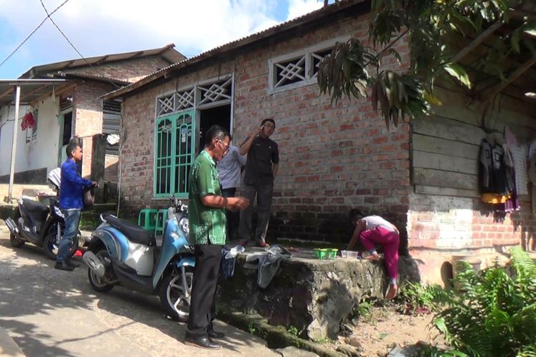 Rumah Nesya Erwindi yang sederhana di daerah Pangkalbalam Pangkal Pinang.