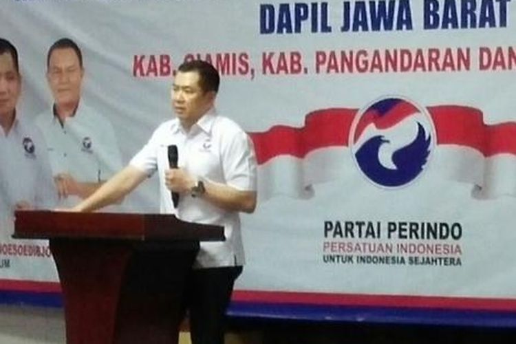Ketua Partai Perindo Hary Tanoesoedibjo saat mengunjungi daerah Ciamis dan Tasikmalaya, Jawa Barat, Kamis (10/12/2015).
