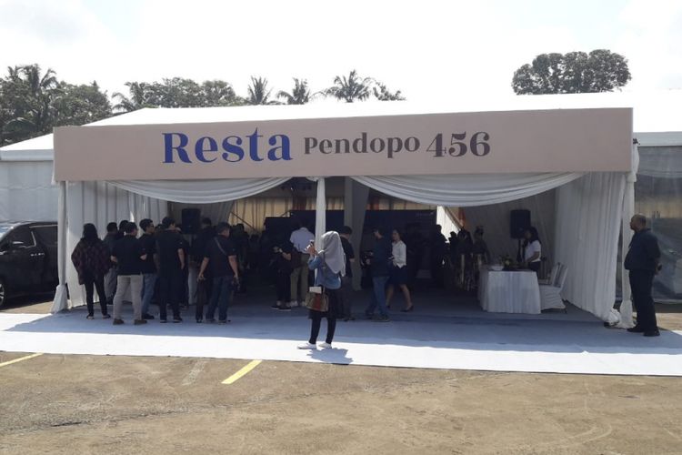 Rest area Resta Pendopo 456 di ruas Tol Semarang-Solo