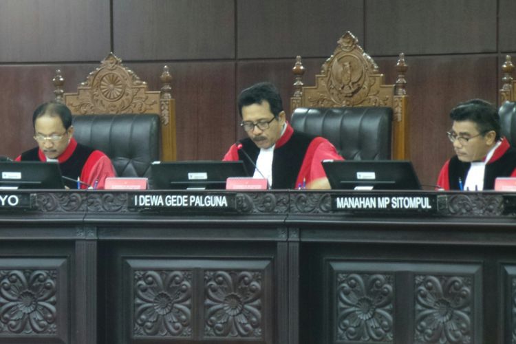 Sidang lanjutan di Mahkamah Konstitusi terkait uji materi soal hak angket yang tercantum dalam UU 17/2014 tentang MPR, DPR, DPD, dan DPRD (MD3), Selasa (15/8/2017)