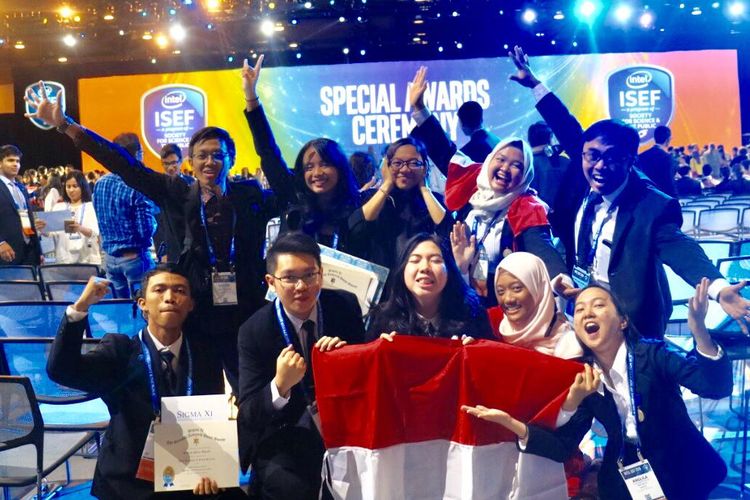 Para pelajar delegasi Indonesia dalam ajang Intel ISEF 2019 yang diselenggarakan di Phoenix, Arizona