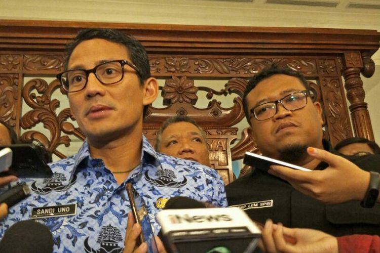 Wakil gubernur DKI Jakarta Sandiaga Uno saat menemui perwakilan Serikat Pekerja Seluruh Indonesia (SPSI) di Balai Kota DKI Jakarta, Rabu (29/11/2017).