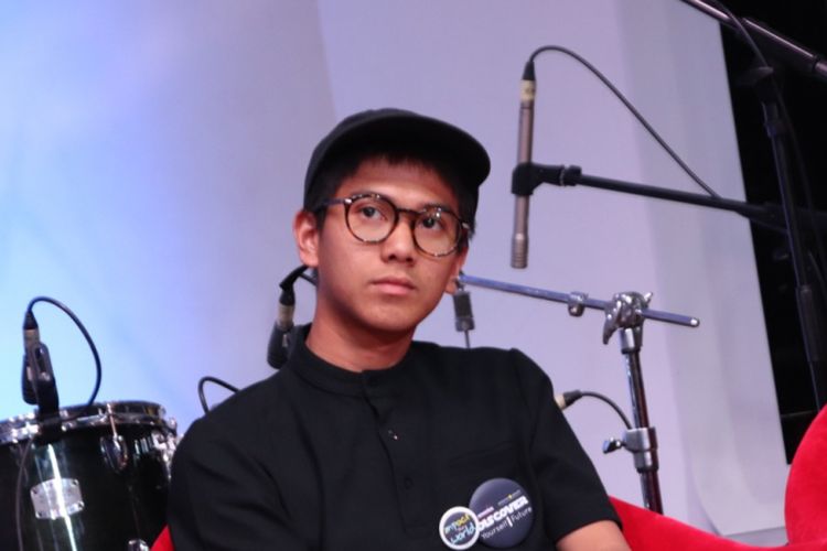 Iqbaal Ramadhan saat menjadi pembicara dalam acara bertema Discover: Yourself Future di @america Pacific Place Mall, di kawasan SCBD, Jakarta Selatan, Sabtu (26/5/2018).