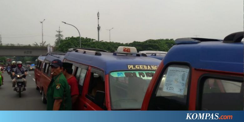 Sopir Angkot Mogok dan Protes Transjakarta Pulogadung-Pondok Gede