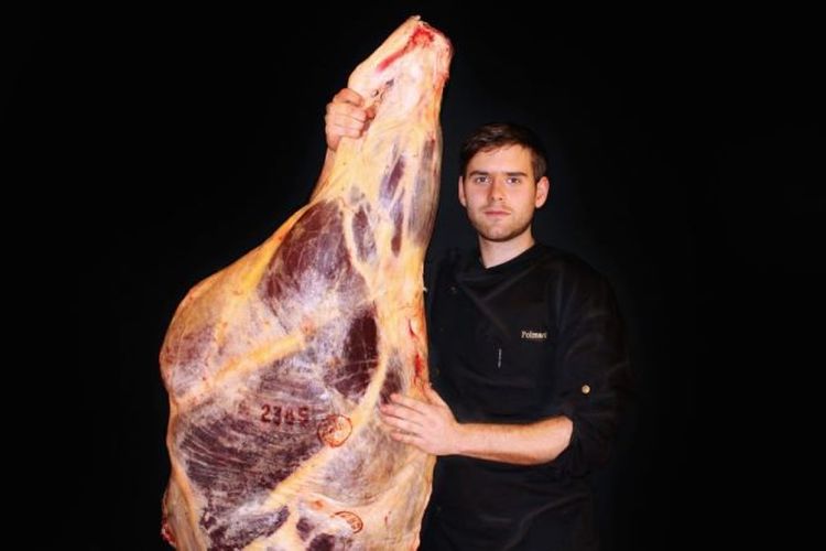 Peternak sapi di perancis, Alexandre Polmard, hasilkan daging sapi termahal di dunia. (CNN). 