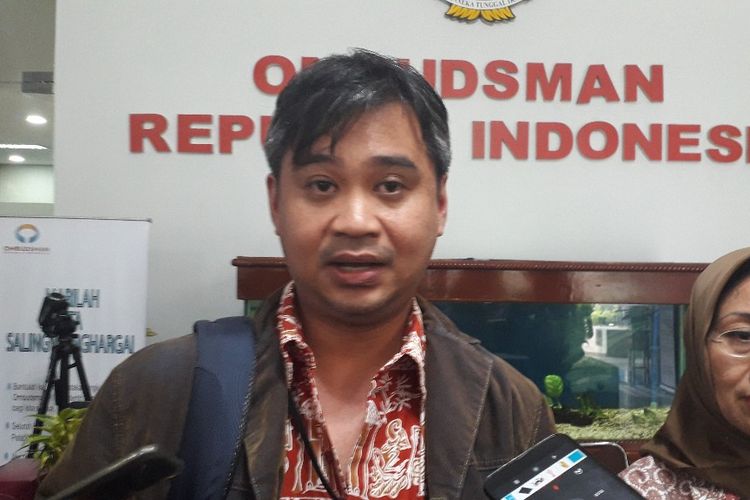 Manajer Riset Amnesty International Indonesia Papang Hidayat di Kantor Ombudsman RI, Rabu (10/7/2019).