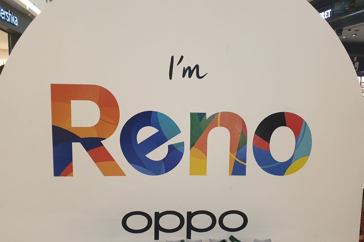 Ilustrasi logo Oppo Reno di Central Park Mall, Jakarta