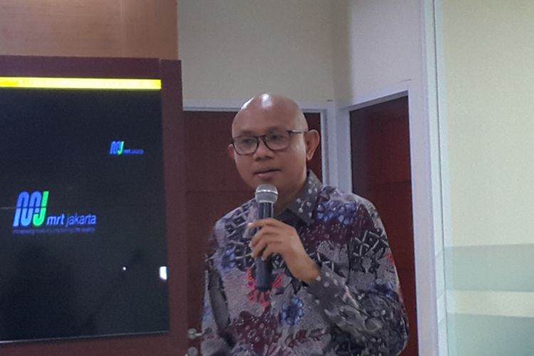 Direktur Utama PT MRT Jakarta William P Sabandar di Balai Kota DKI Jakarta, Jalan Medan Merdeka Selatan, Selasa (26/9/2017).