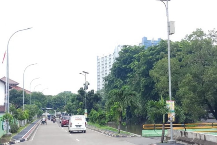 Tampak lampu penerangan jalan di Wilayah Kota Bekasi, Rabu (30/1/2019).