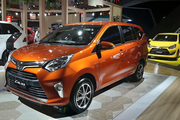 Produsen mobil LCGC tawarkan diskon menarik selama Telkomsel IIMS 2019.