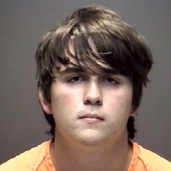 Foto dirilis oleh Departemen Sheriff Galveston County, menunjukkan wajah Dimitrios Pagourtzis (17), terduga pelaku penembakan di SMA Santa Fe, Texas, Amerika Serikat, Jumat (18/5/2018) waktu setempat. Dilaporkan sedikitnya 10 orang tewas dalam insiden tersebut.