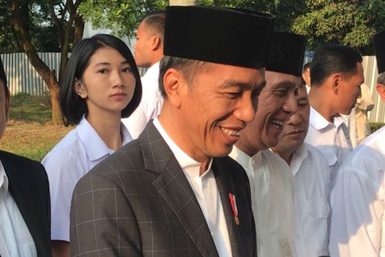 Pengamanan Pribadi Presiden Serda TNI Ambar Dwi Klaudiyah saat sedang bertugas, Rabu (22/8/2018).