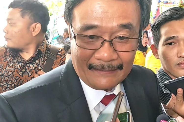 Mantan Gubernur DKI Jakarta Djarot Saiful Hidayat menghadiri acara pelantikan anggota DPRD DKI Jakarta periode 2019-2024 di Gedung DPRD DKI, Senin (26/8/2019)