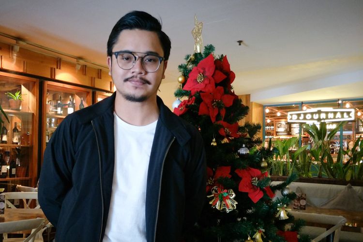 Derby Romero bercerita tentang keterlibatannya sebagai pemeran dalam film Orang Kaya Baru, di Senayan City, Jakarta Pusat, Rabu (19/12/2018).