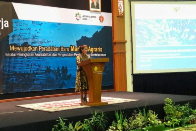 Menteri Kelautan dan Perikanan Susi Pudjiastuti saat menjadi keynote speaker di acara rapat kerja Pengendalian Pembangunan Triwulan II 2018 yang digelar Bappeda DIY.