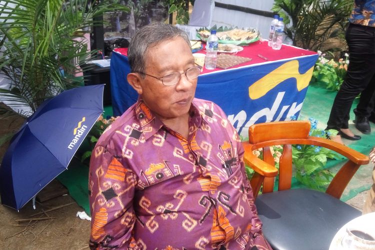 Menteri Kordinator Bidang Perekonomian Darmin Nasution di Rokan Hilir, Riau, Rabu (9/5/2018).