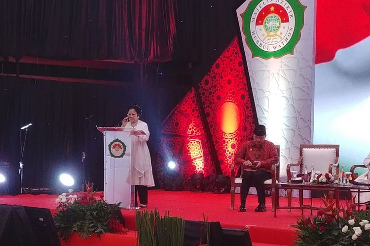 Ketua Umum Megawati Soekarnoputri dalam Halaqah Nasional Alim Ulama se-Indonesia di Jakarta, Kamis (13/7/2017).
