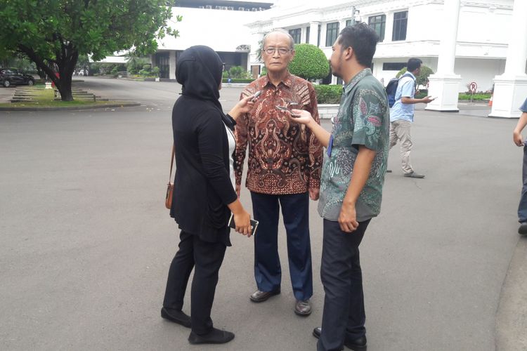 Anggota Dewan Pengarah Unit Kerja Presiden Pembinaan Ideologi Pancasila (UKP-PIP) Buya Syafii Maarif.