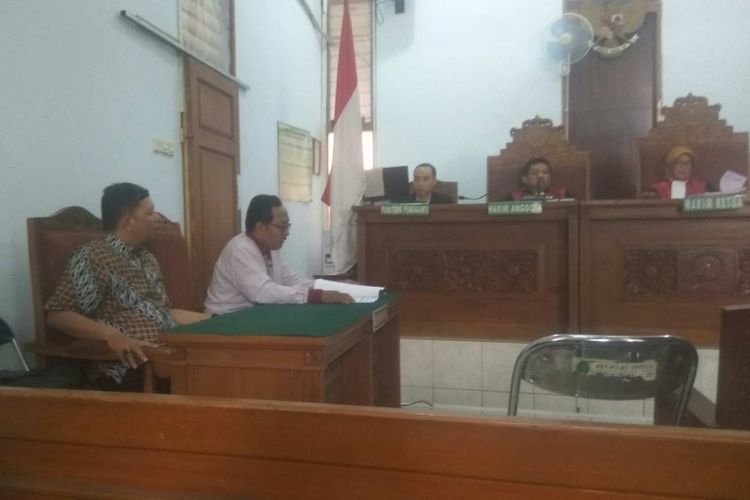 Syamsul Munir, kuasa hukum 13 warga Apartemen Kalibata City dalam sidang menggugat pengembang dan pengelolanya di Pengadilan Negeri Jakarta Selatan, Senin (14/8/2017).