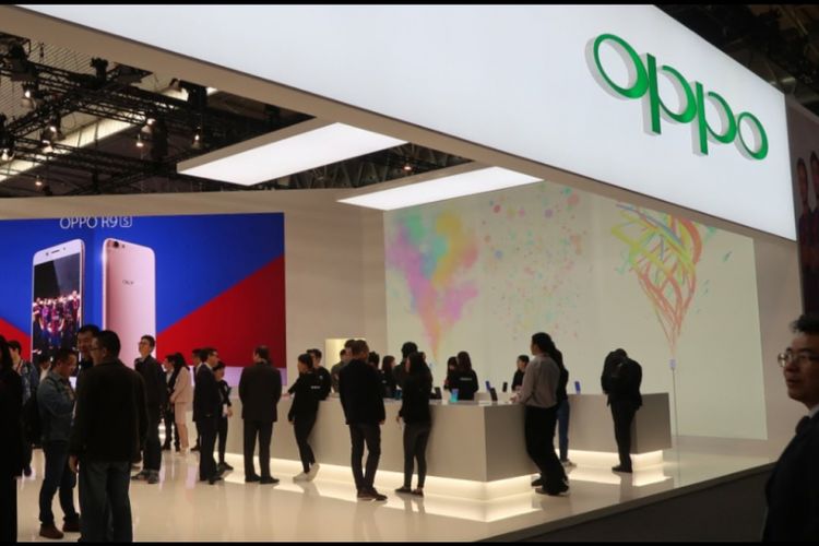 Booth Oppo