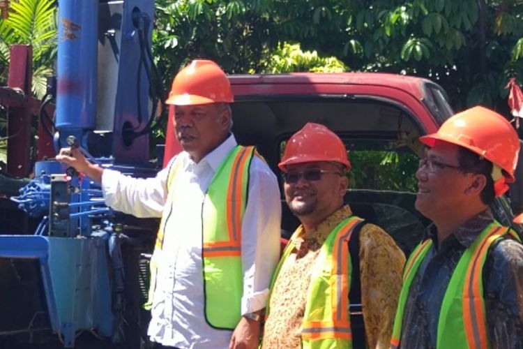 Menteri Pekerjaan Umum dan Perumahan Rakyat (PUPR) Basuki Hadimuljono melakukan kunjungan kerja di Workshop Universitas Gadjah Mada (UGM), Yogyakarta, Sabtu (17/2/2018).