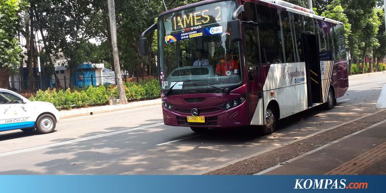 Menjajal Padatnya Bus Transjakarta yang Layani Pengunjung GBK