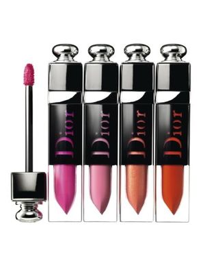Dior Addict Lacquer Plump memiliki pilihan 16 warna.