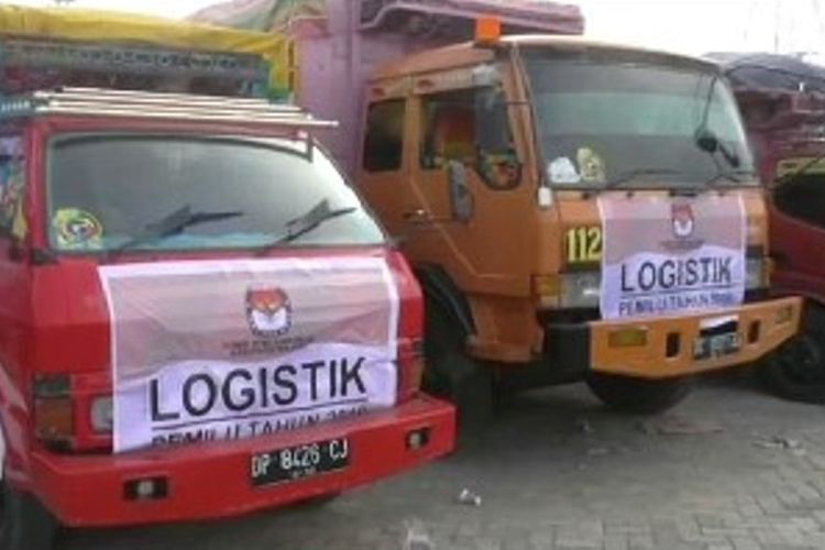 KPU Majene memacu distribusi logistik Pemilu 2019 ke PPK di 6 kecamatan terjauh.