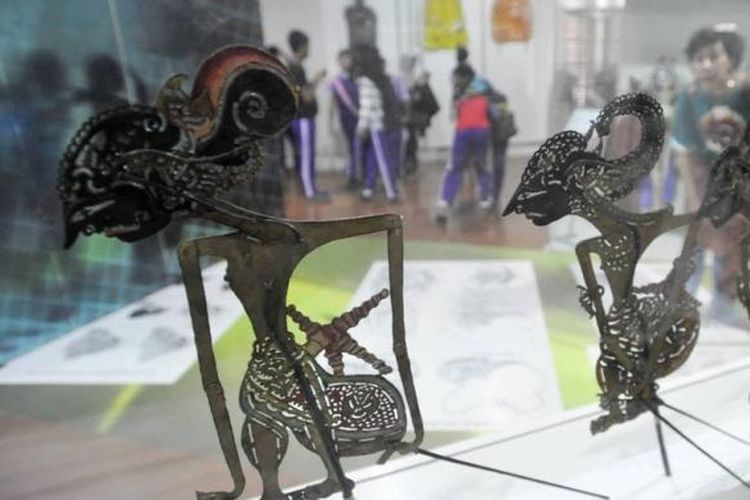 Di antara koleksi Museum Wayang di kawasan Kota Tua, Jakarta Utara. Gambar diambil pada Minggu (19/6/2011). 