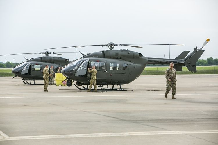 Dua buah helikopter akan turut diberangkat Garda Nasional Negara Bagian Texas menuju perbatasan Meksiko dalam 72 jam ke depan.