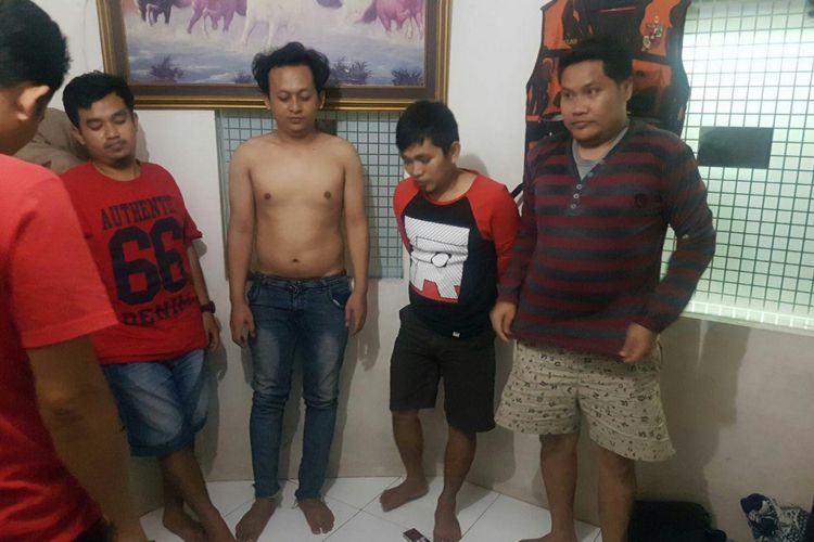 Penjudi ditangkap dalam operasi pekat di Tebet, Jakarta Selatan, Senin (31/7/2017).