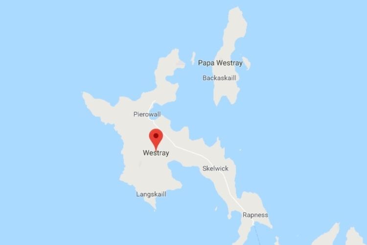 Pulau Westray dan Pulau Papa Westray, dua pulau di Kepulauan Orkney, Skotlandia.