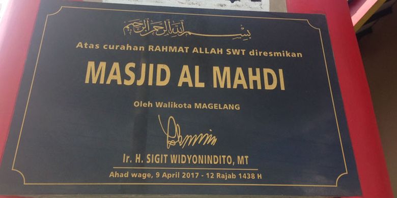 Masjid berornamen Kelenteng berdiri kokoh di Kota Magelang, Jawa Tengah. Masjid Al-Mahdi ini diharapkan menjadi wisata religi di Magelang.