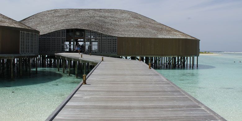 Restoran di Club Med Finolhu Villas Maladewa, Minggu (16/7/2017).