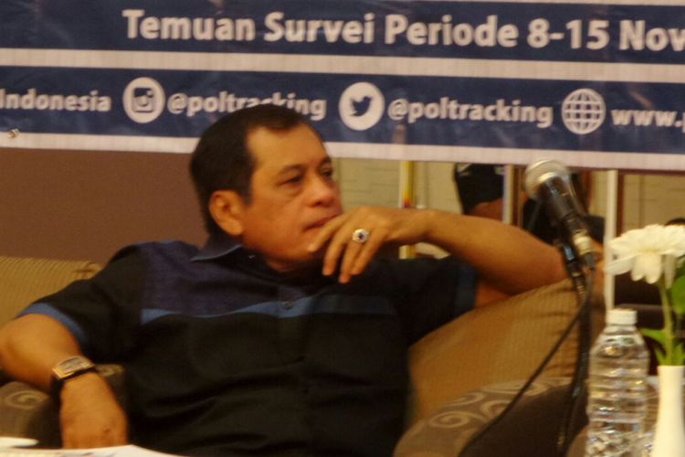 Ketua Harian DPP Partai Golkar Nurdin Halid pada acara rilis survei Poltracking Indonesia di Hotel Sari Pan Pacific, Jakarta Pusat, Minggu (26/11/2017).