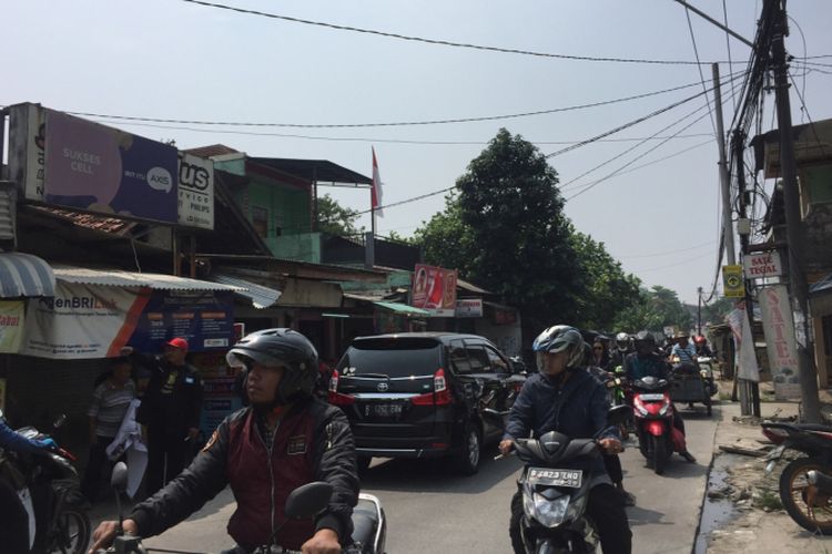 Kondisi kemacetan di Jalan Nangka, Tapos, Depok, Kamis (30/8/2018).