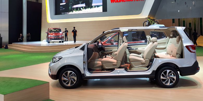 Wuling Confero S Cutting Car