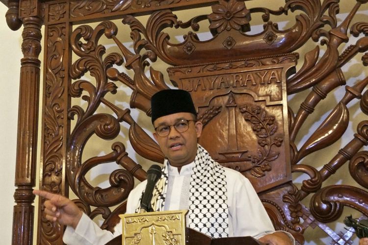 Gubernur DKI Jakarta Anies Baswedan di Balai Kota DKI Jakarta, Jalan Medan Merdeka Selatan, Jumat (15/12/2017).