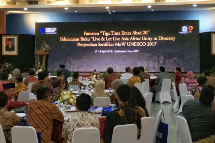 Lembaga Ilmu Pengetahuan (LIPI) bersama Komite Nasional Indonesia untuk UNESCO (KNIU), ANRI dan Perpustakaan Nasional Republik Indonesia mengajukan tiga arsip pidato Presiden Soekarno sebagai bagian dari warisan dokumenter dunia atau Memory of the World (MoW) UNESCO tahun 2018-2019.