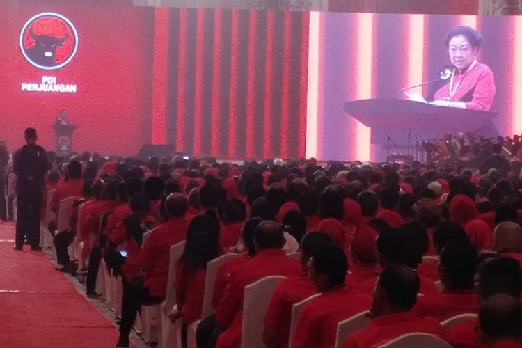 Ketua Umum Partai Demokrasi Indonesia Perjuangan Megawati Soekarnoputri berpidato di HUT PDI-P, Rabu (10/1/2018).